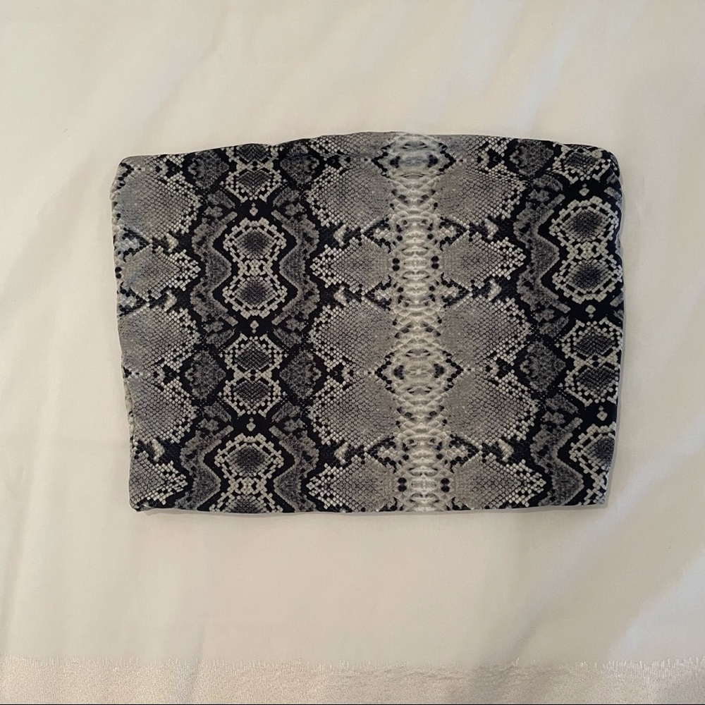 Snake print tube top